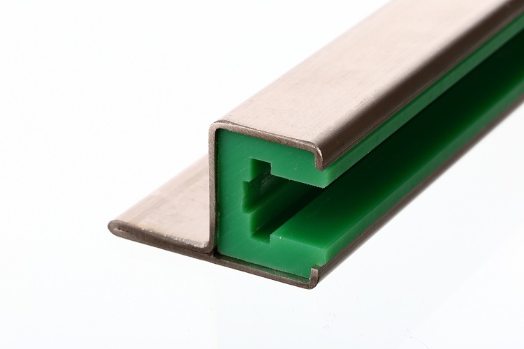 鏈條導(dǎo)軌添加鋼槽的好處