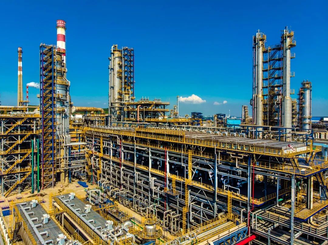 中國(guó)石化斥資逾70億元收購(gòu)PBT、PBAT等業(yè)務(wù)，持續(xù)布局化工新材料！