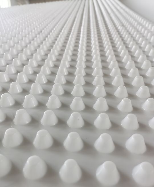 擬募資5.64億元擴(kuò)產(chǎn)聚苯新材料